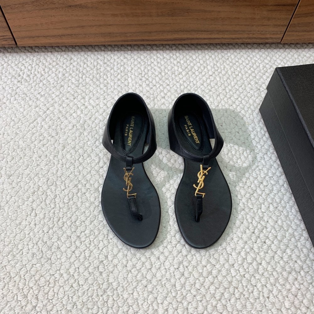 Сандалии женские