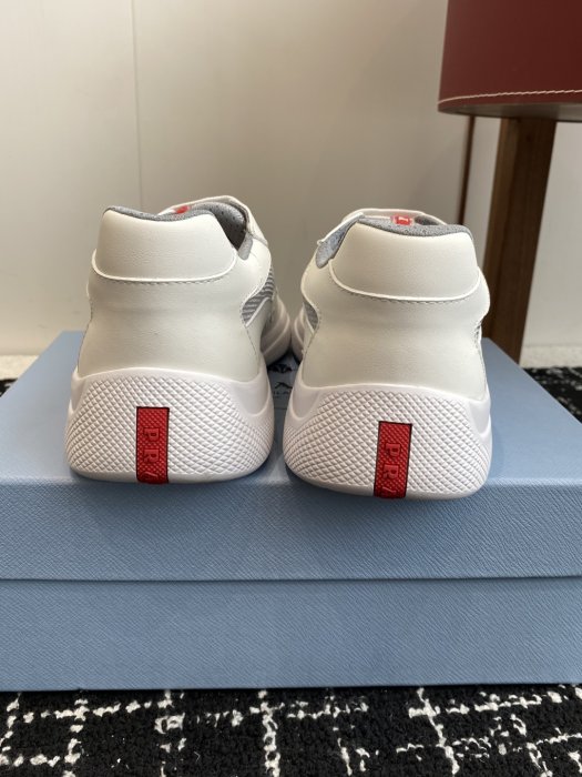 Кроссовки фото 8