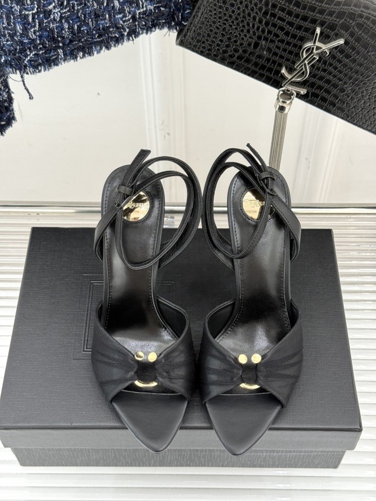 Босоножки фото 4