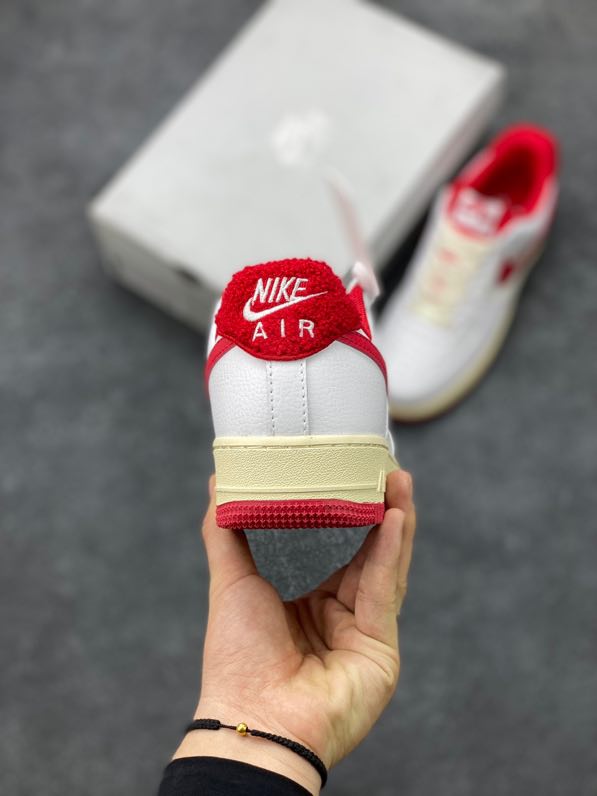 Кроссовки  Air Force 1 07 Low White Red DO5220-101 фото 4