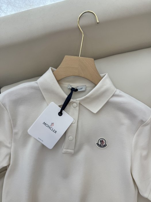 Футболка жіноча фото 7