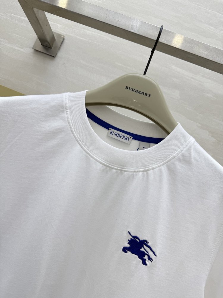 Футболка жіноча фото 2