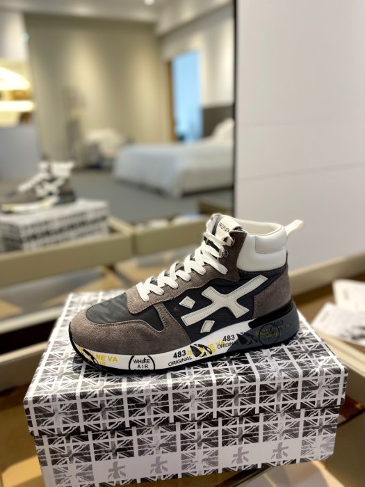 Sneakers Premiata Lander Trainers