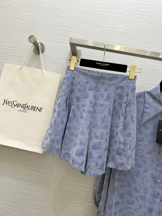 Костюм женский фото 8