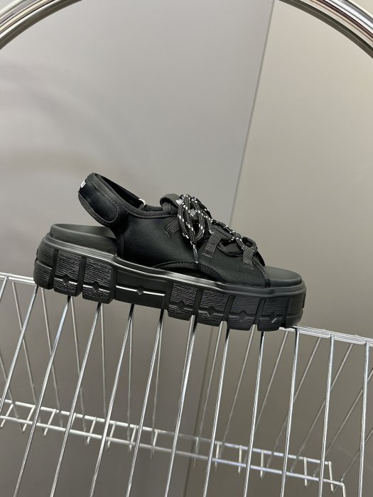 Сандалии женские фото 5