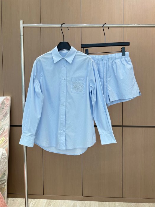 Костюм женский фото 3