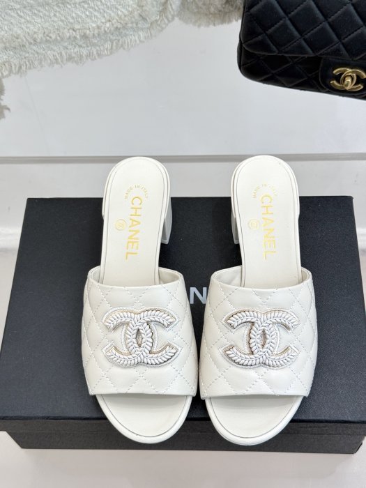 Босоножки фото 4