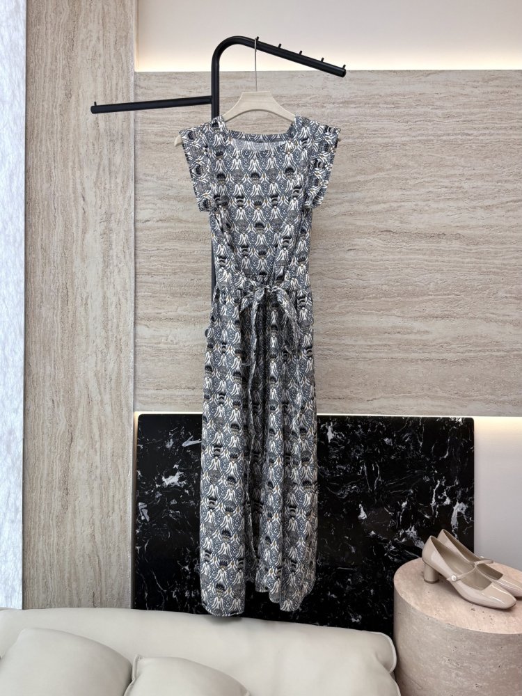 Плаття, Сукня