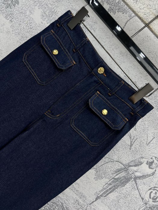 Джинсы женские фото 2