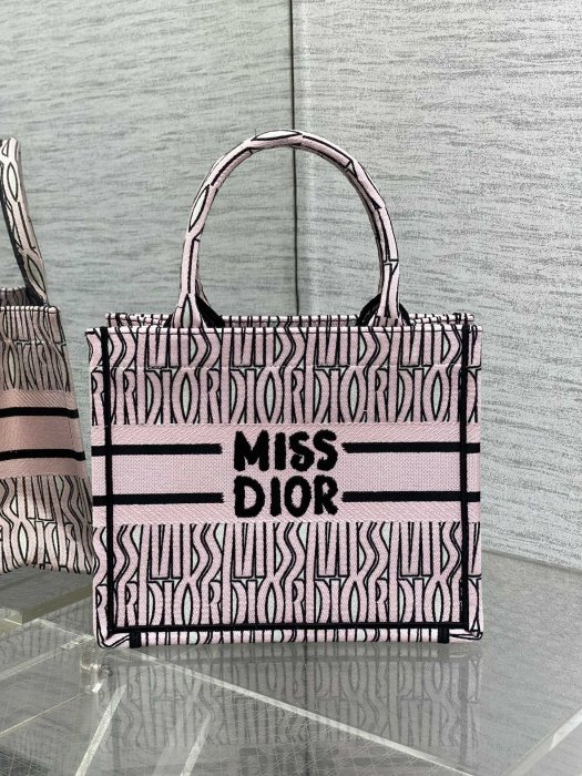 Сумка жіноча Tote Miss Dior 26 см