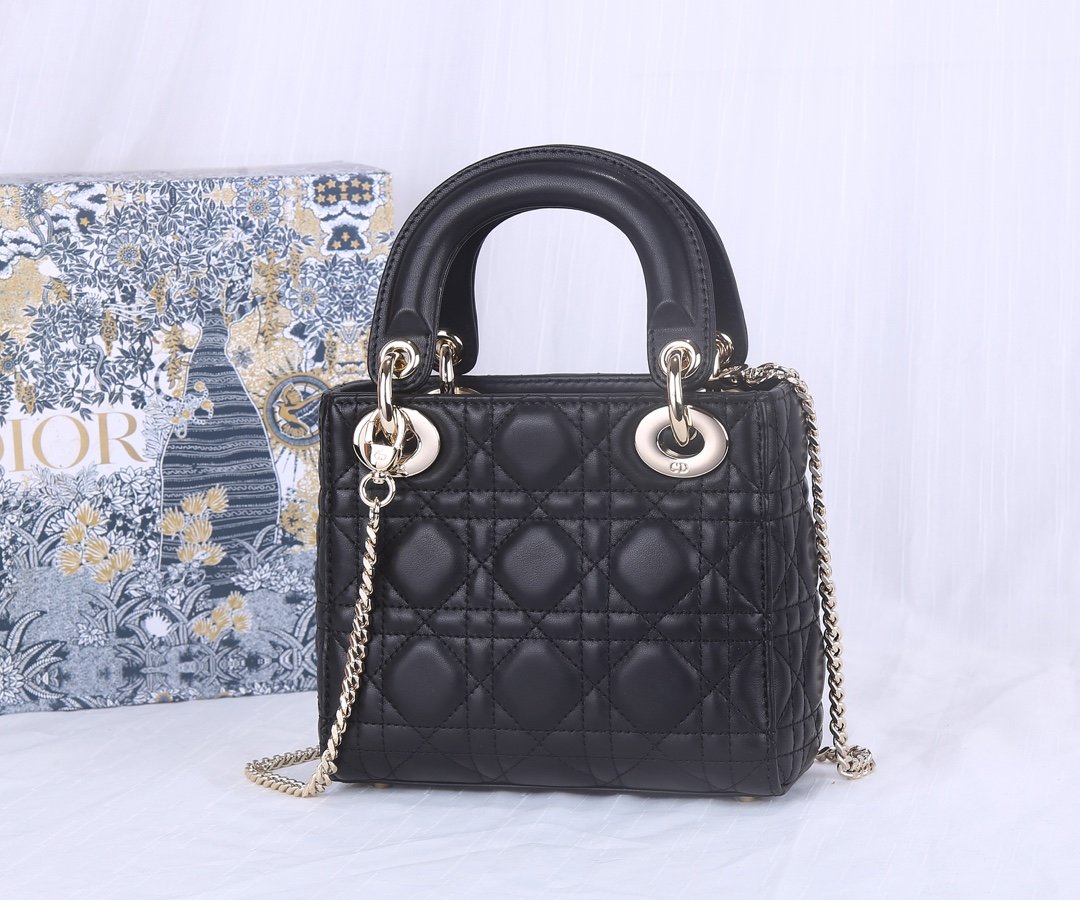 A bag Lady Dior фото 4