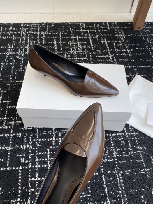 Туфли кожаные женские фото 6