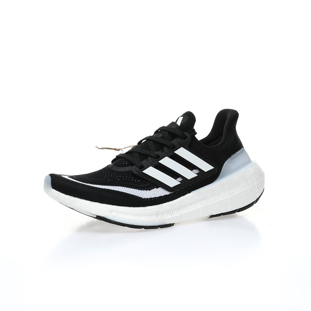 Кроссовки Ultraboost Light Black/White HQ6340 фото 2