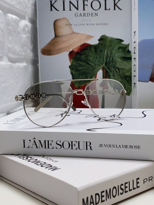 Очки солнцезащитные фото 2