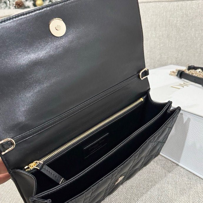 Сумка Miss Dior кожаная женская 24 см фото 5