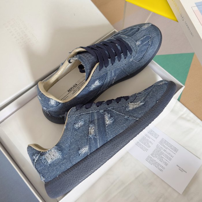 Кросівки фото 4