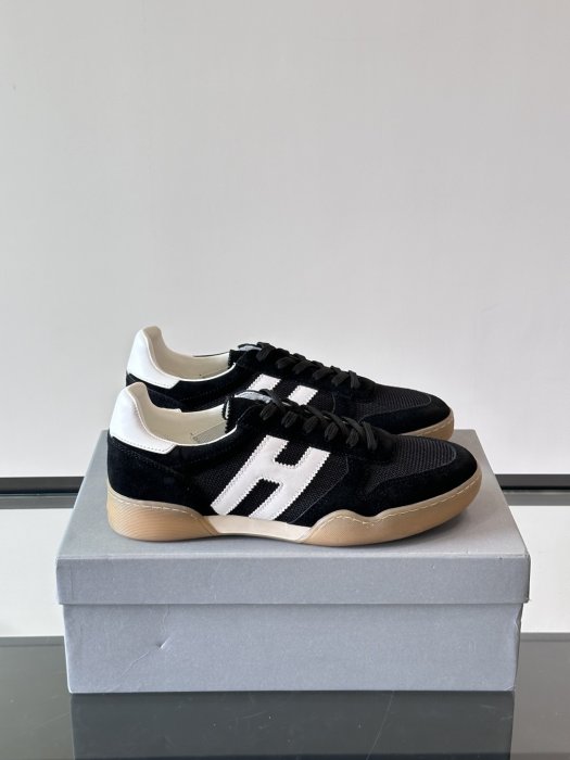 Sneakers men's