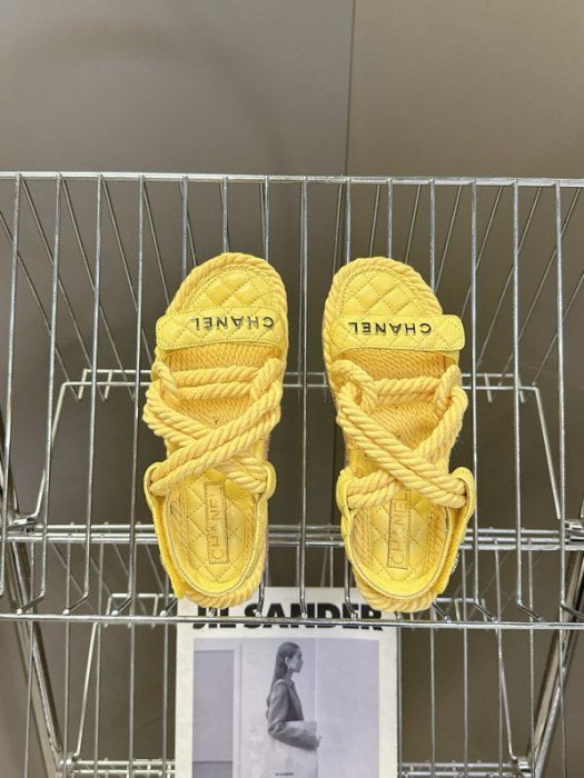 Сандалии женские фото 6