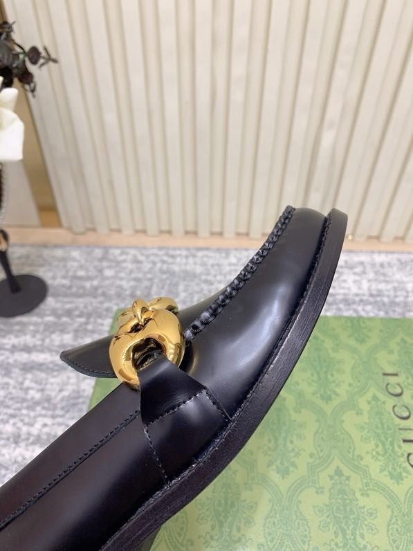 Лоферы женские на платформе фото 5