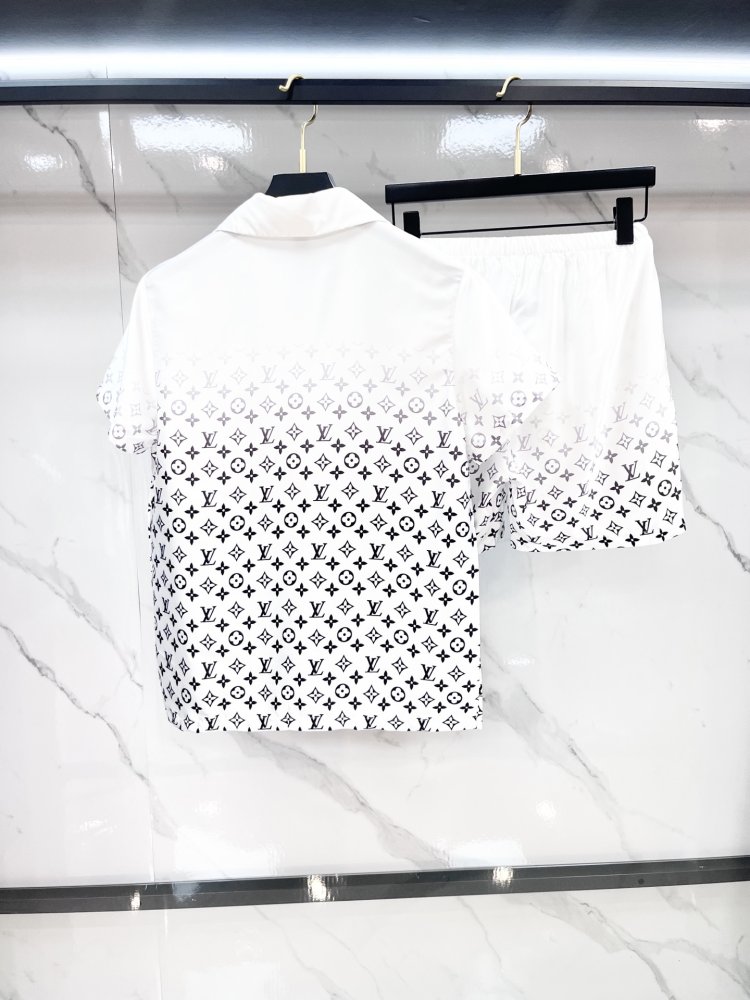 Костюм мужской фото 2