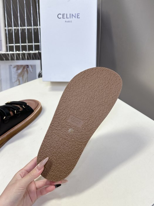 Шлепанцы фото 9