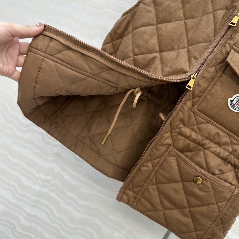 Vest female фото 6