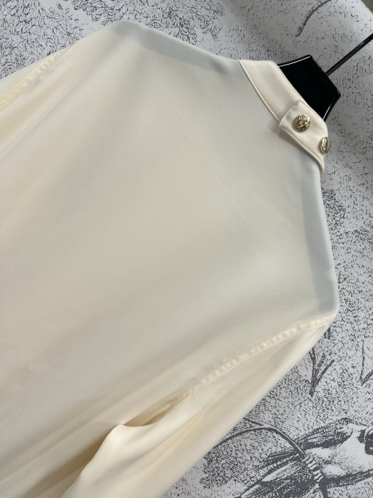 Куртка жіноча фото 8