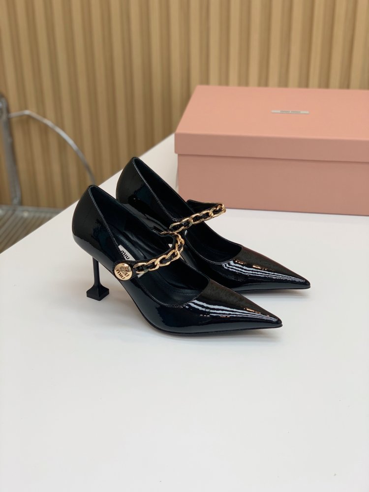 Босоножки фото 6