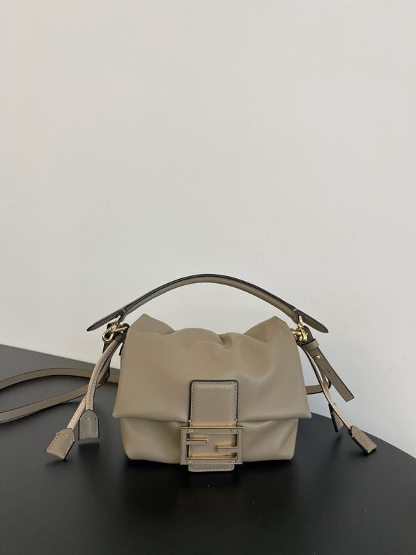 A bag leather Mamma Baguette mini 16 cm