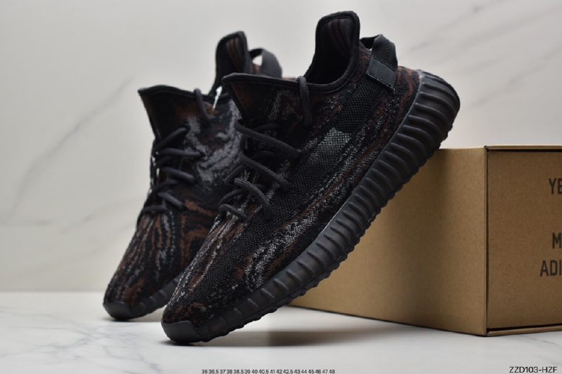 Sneakers Yeezy Boost 350 V2 ONYX HQ4540 фото 5