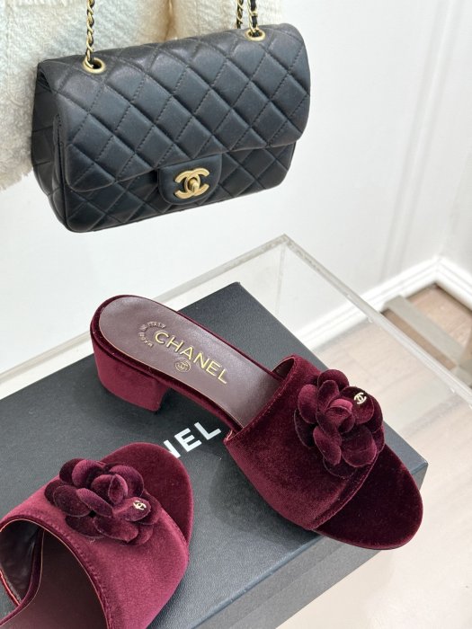 Босоножки фото 5