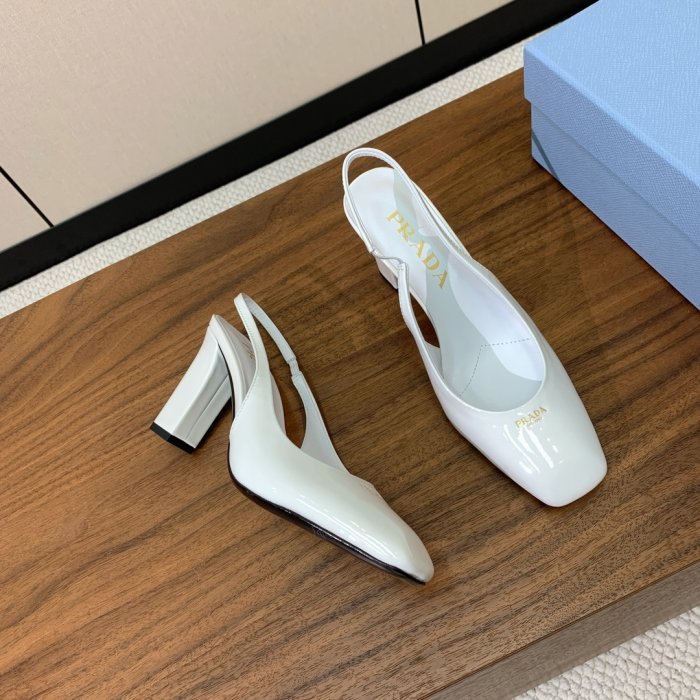 Босоножки фото 2