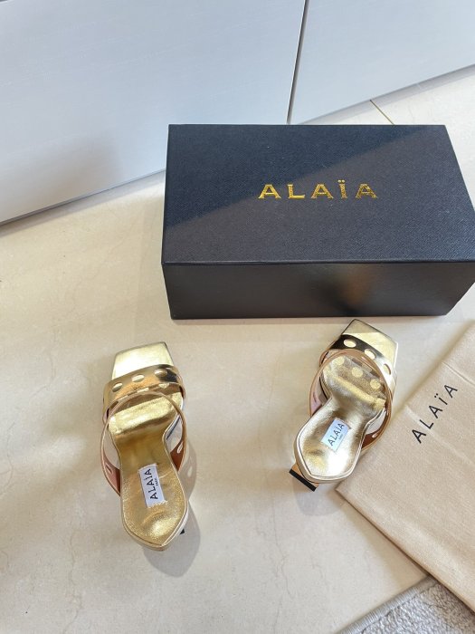 Босоножки фото 9