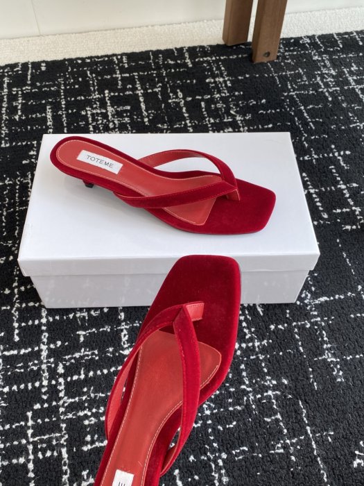 Босоножки фото 5