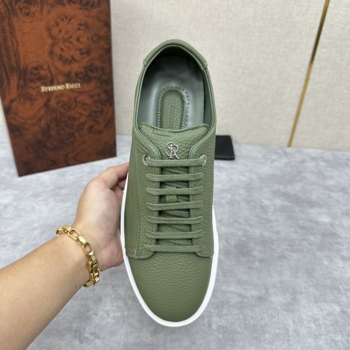 Кросівки фото 5