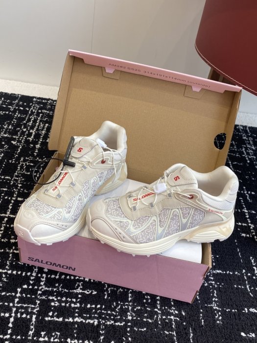 Кроссовки женские SALOMON XT WHISPER фото 3