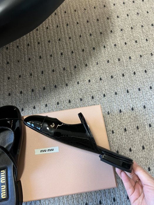 Босоножки фото 7