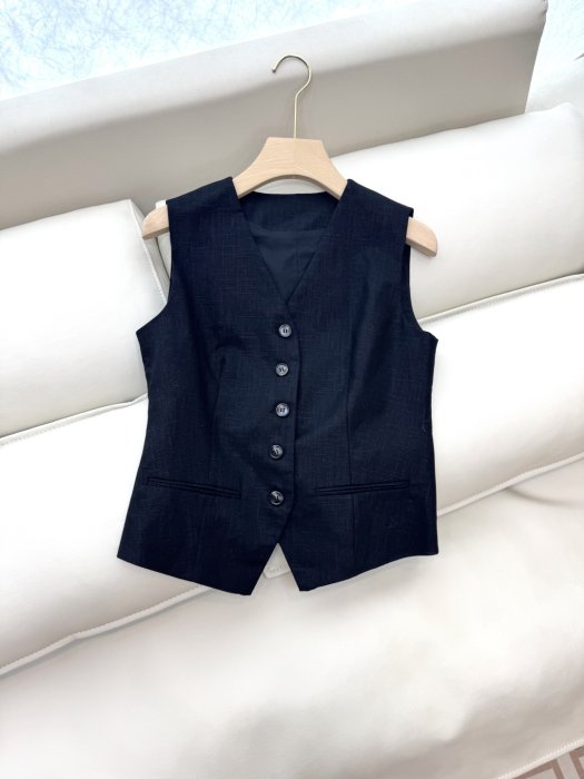 Костюм жіночий фото 5