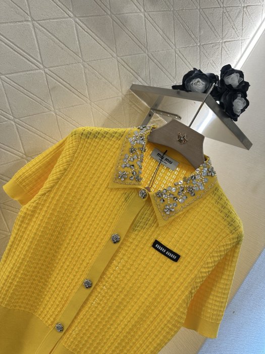 T-shirt women's фото 8