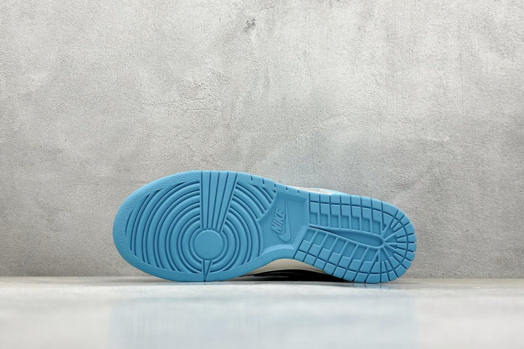 Кроссовки Nike SB Dunk Low x BAPE фото 4