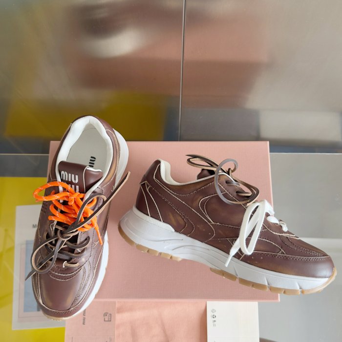 Кроссовки фото 3