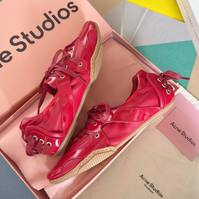 Кроссовки фото 6