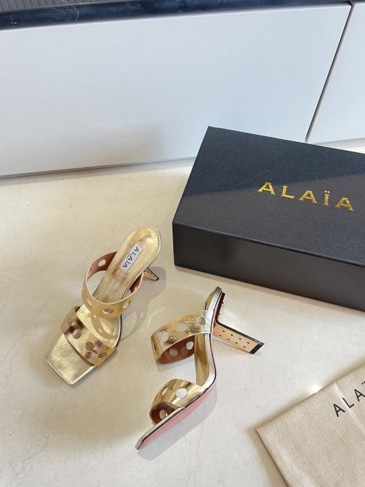 Босоножки фото 7