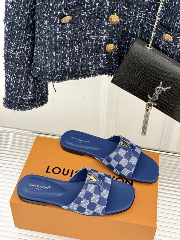 Шлепанцы женские фото 3