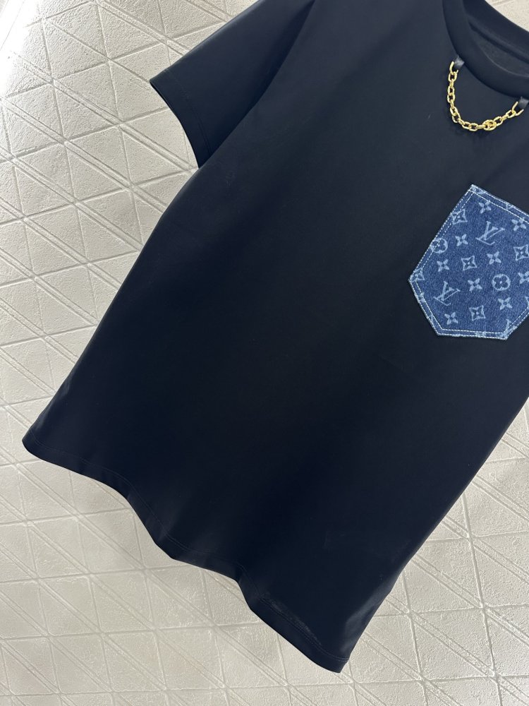 T-shirt women's фото 5