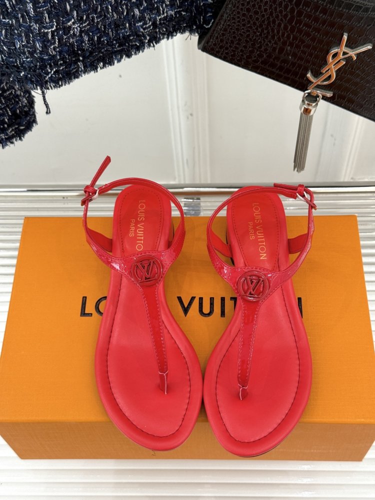 Босоножки фото 4