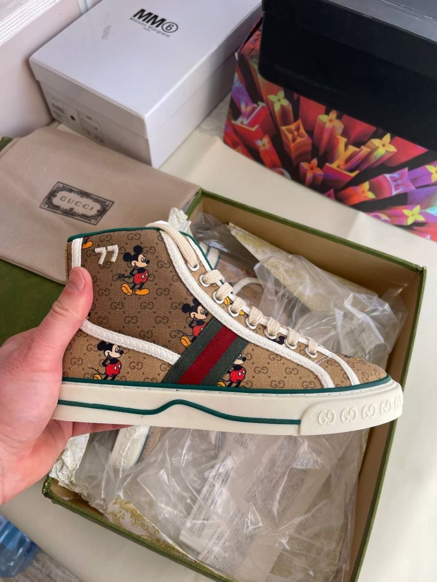 Shoes Arrival Gucci tennis 1977 (The size 36)