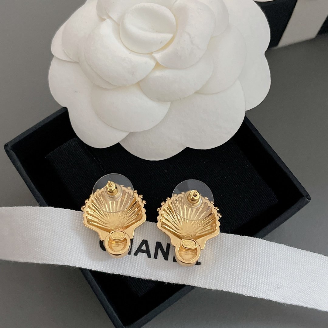 Earrings-carnations фото 5