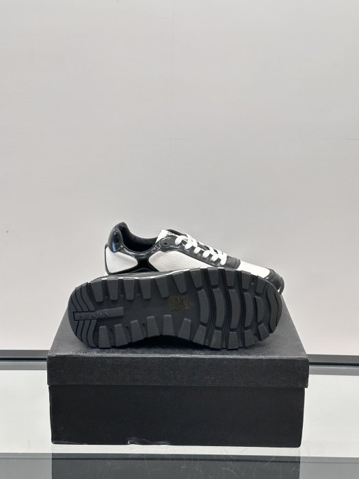 Кросівки чоловічі фото 9