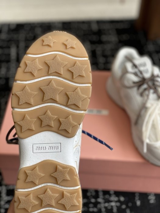 Кроссовки фото 9